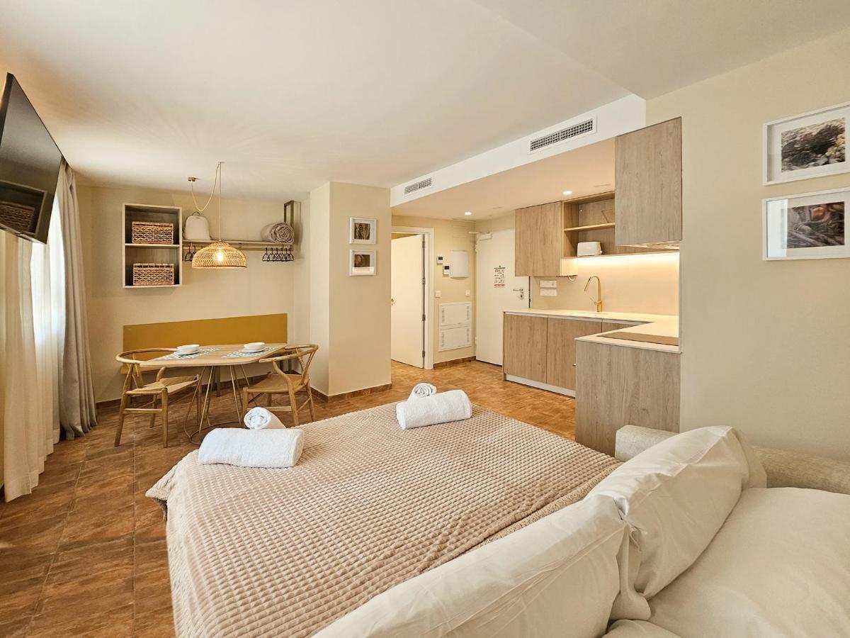 Apartamentos Las Ciencias Studio T فالنسيا المظهر الخارجي الصورة
